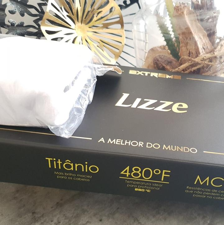 Lisseur Lizze Extreme Titânio 250° Nano Titanium Technology